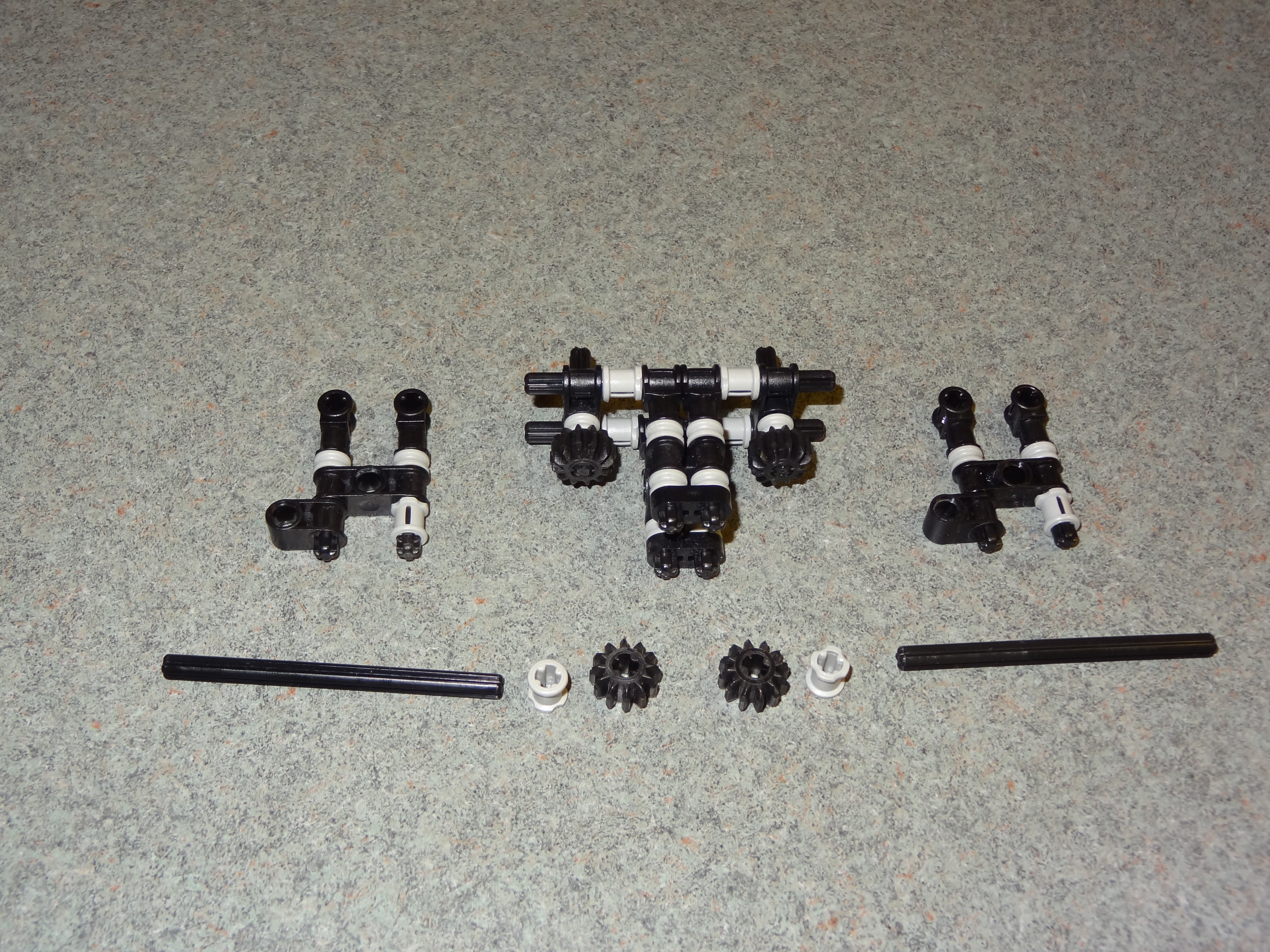 Lego RC Track Rover - 08.jpg