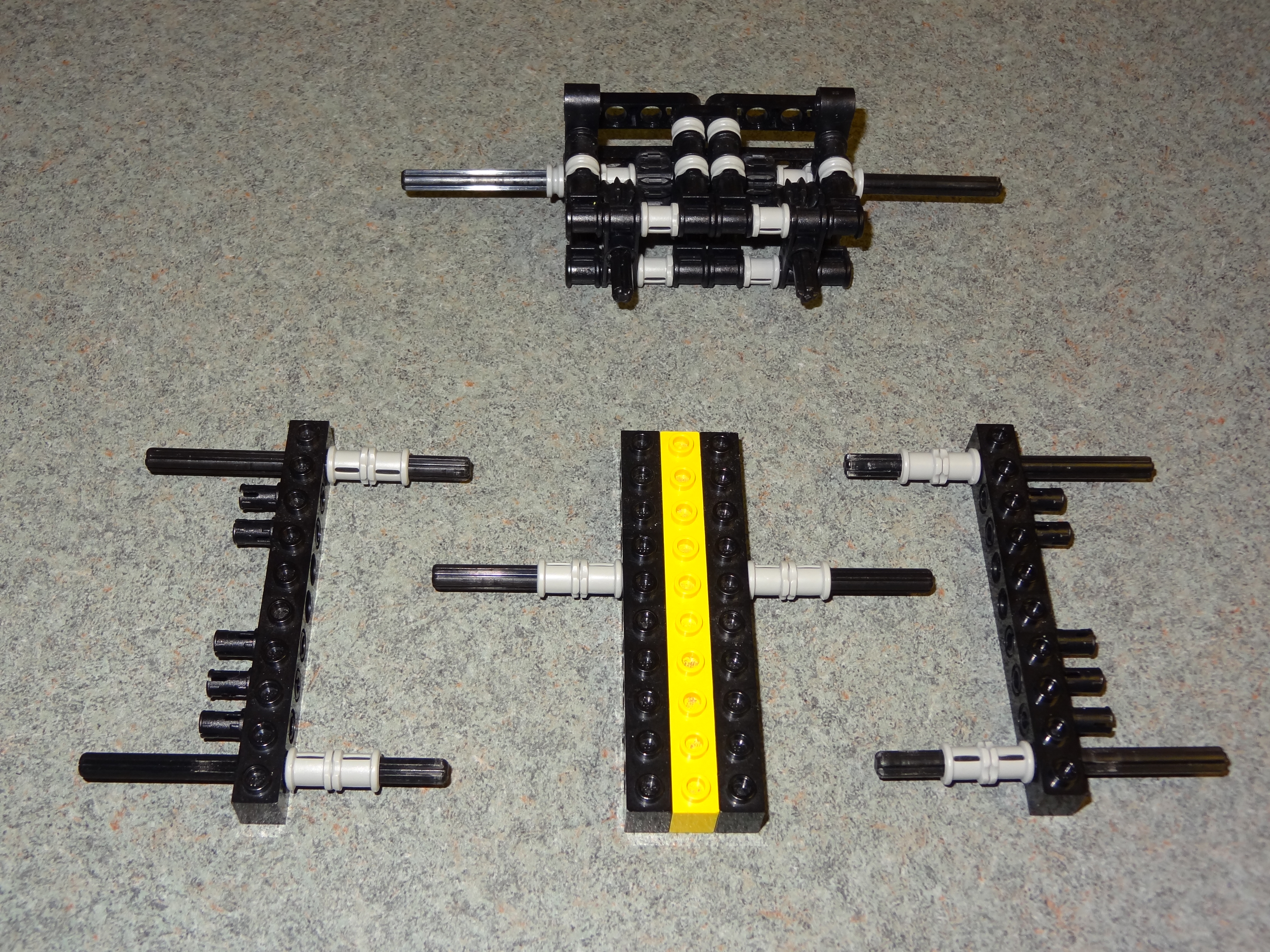Lego RC Track Rover - 17.jpg
