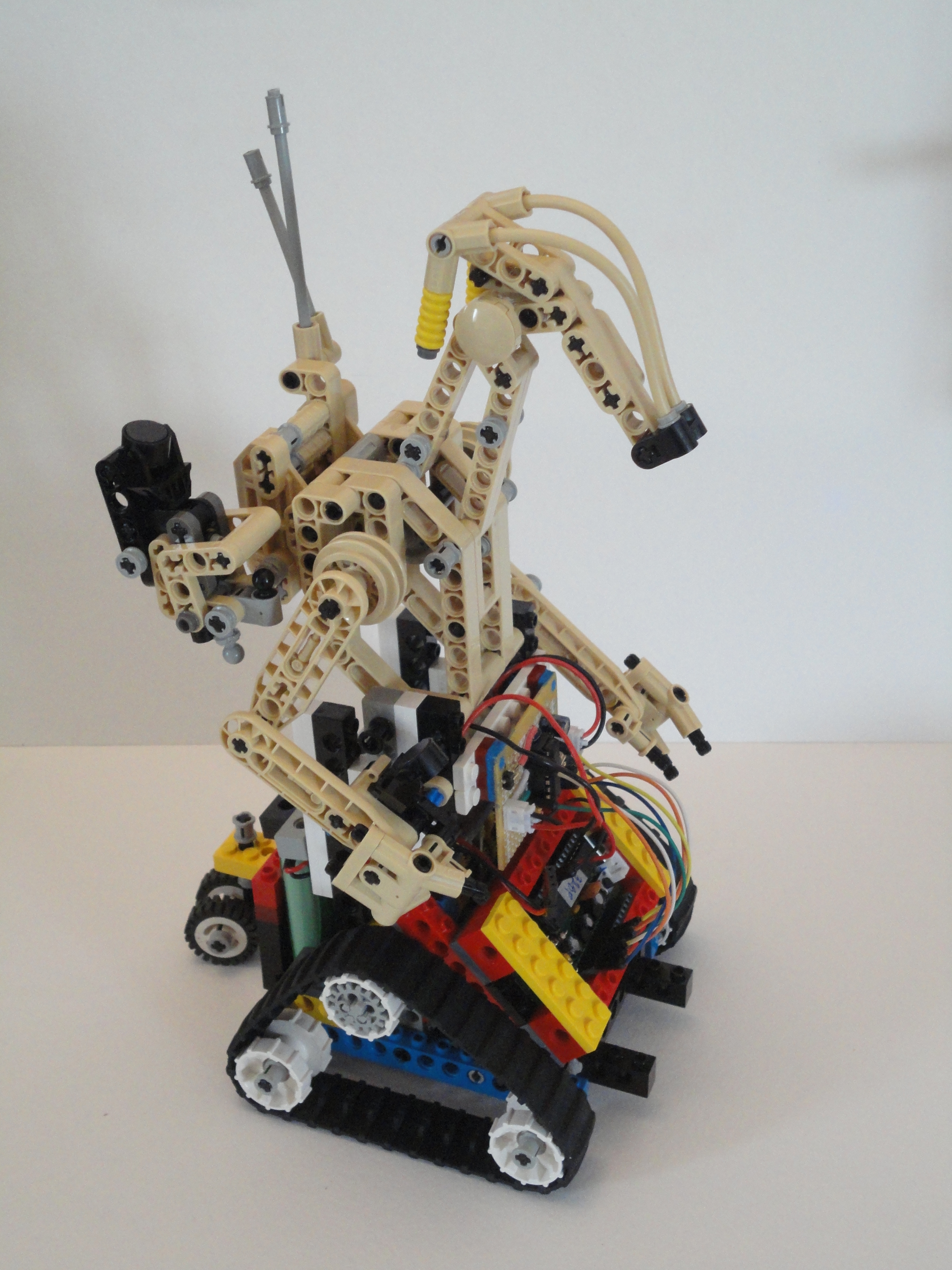 LegoBot_01.JPG