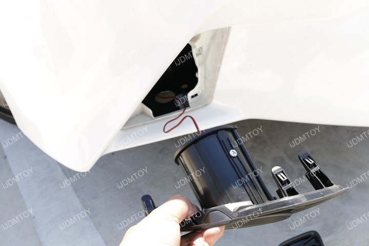 Lexus-GS-F-Sport-LED-Fog-Light-07.jpg