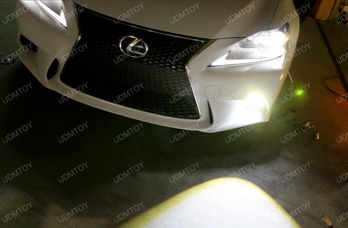 Lexus-IS-F-Fog-Installation-19.jpg