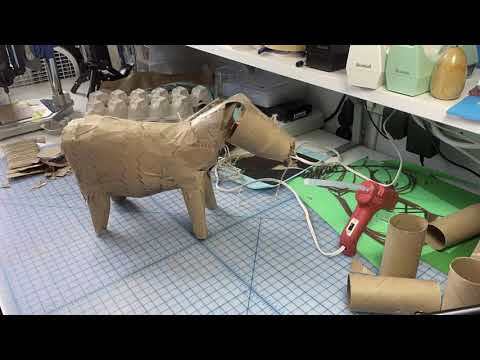 Li'l Sebastian in Horsey Heaven Marionette - Making It - Video 3