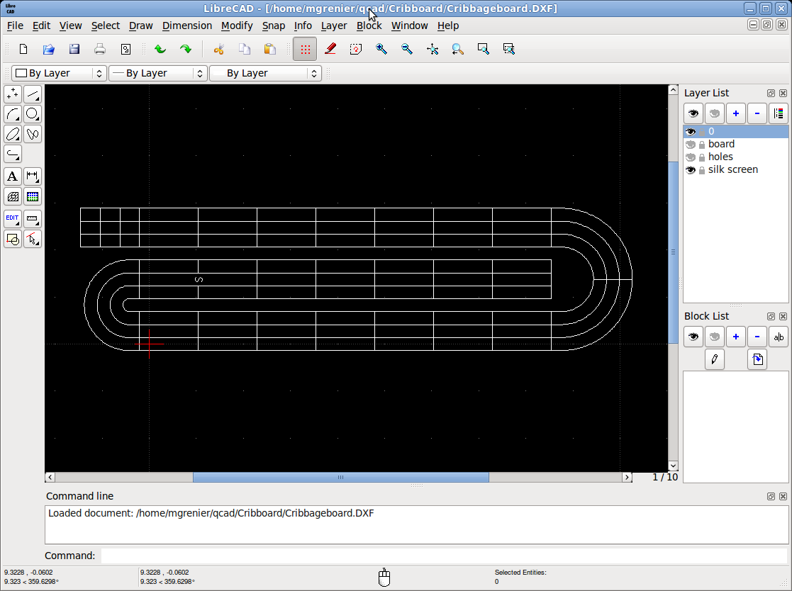 LibreCAD - [-home-mgrenier-qcad-Cribboard-Cribbageboard.DXF]_005.png