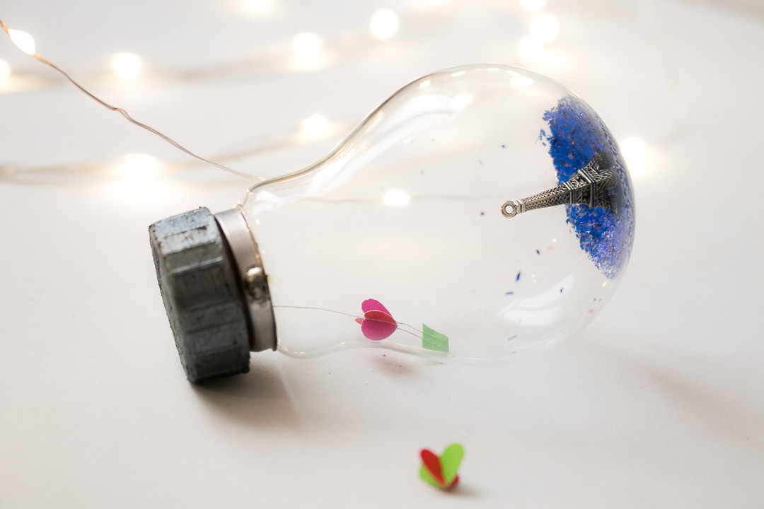 Light-Bulb-Miniature-Valentines-Day-DIY-6.jpg