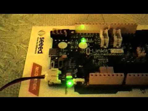 LinkIt One and PWM (Pulse Width Modulation)