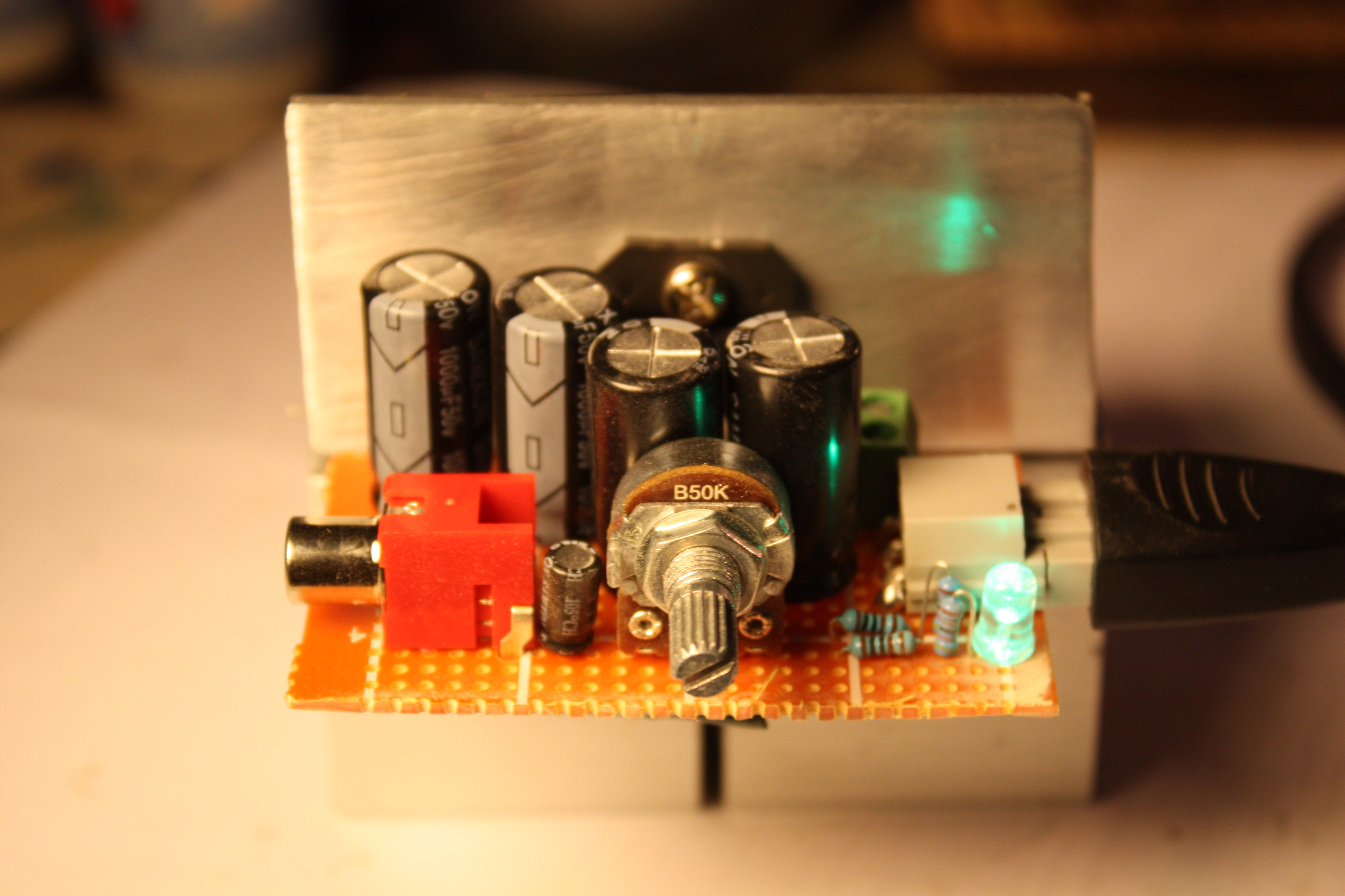 Lm3875 amp build without edits 053.jpg