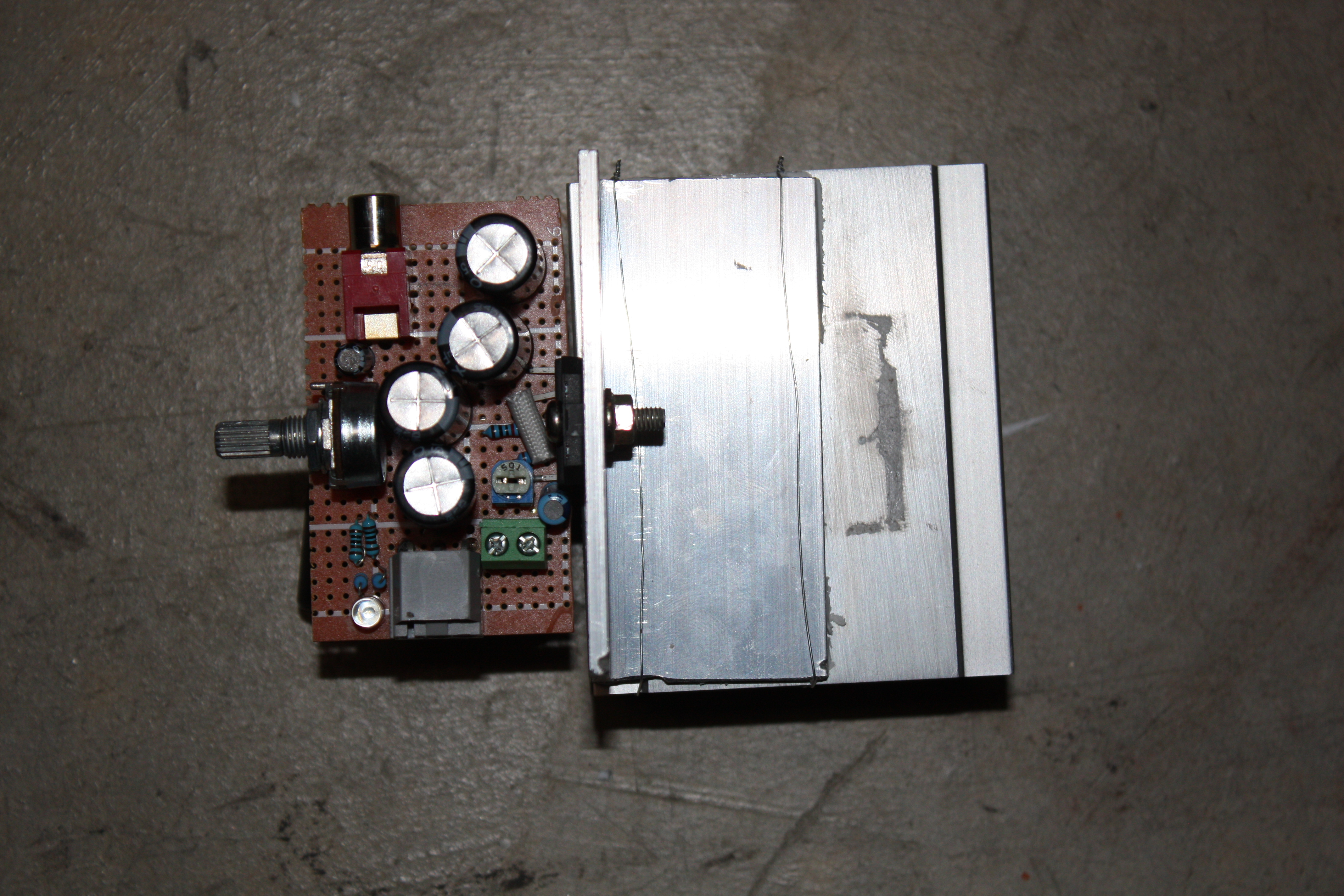 Lm3875 amp build without edits 072.jpg