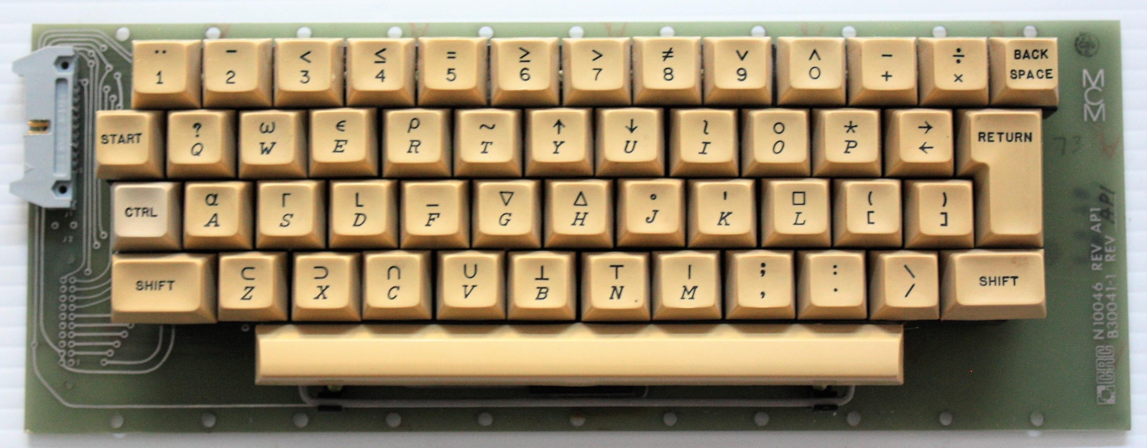 MCM70-keyboard-front.jpg