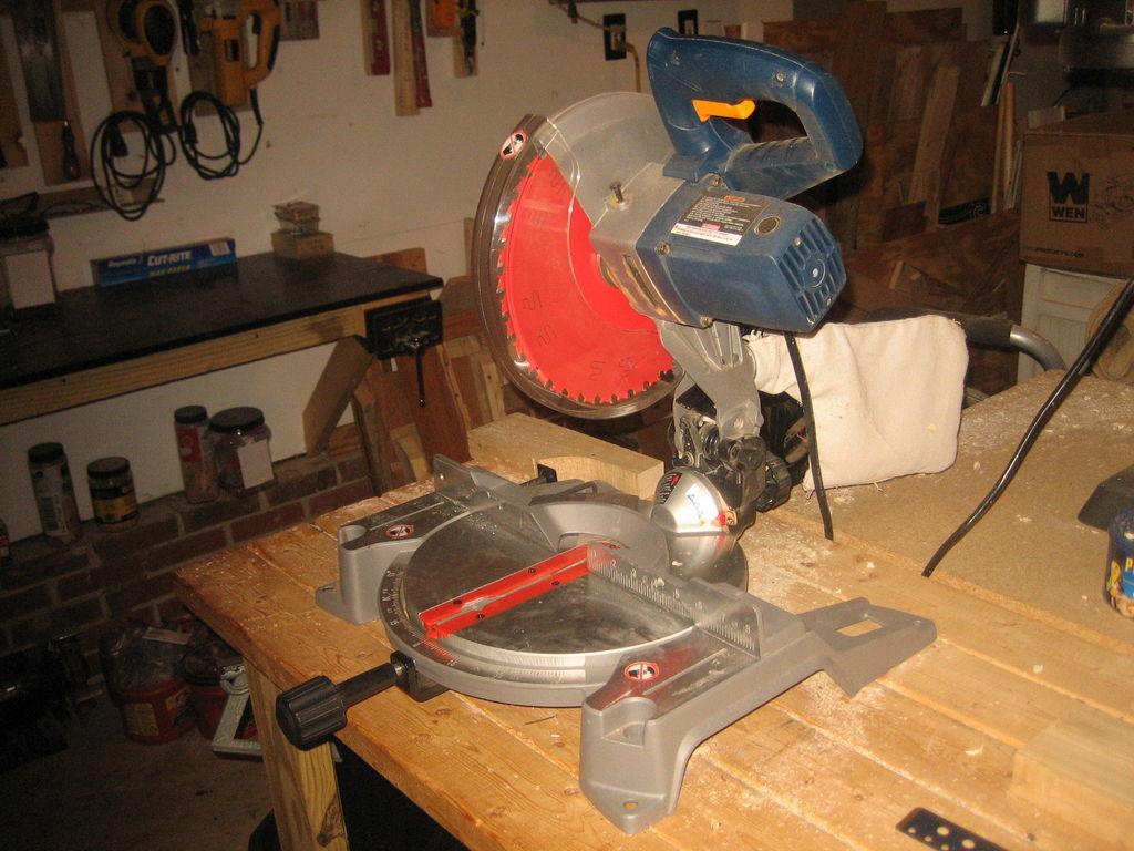 MITER SAW.jpg