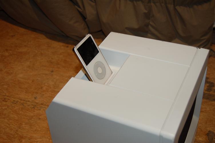 Mac Ipod Stereo 10.JPG