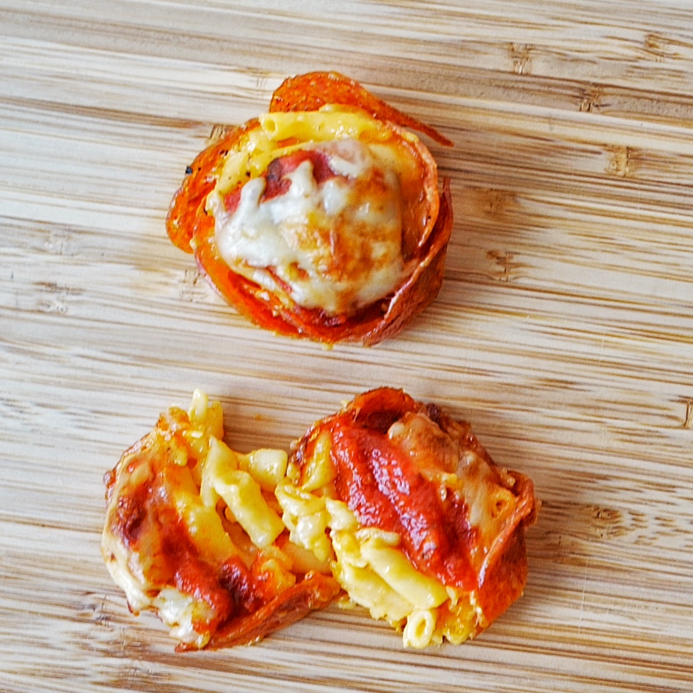 Mac n Cheese Pizza Cup 2.jpg