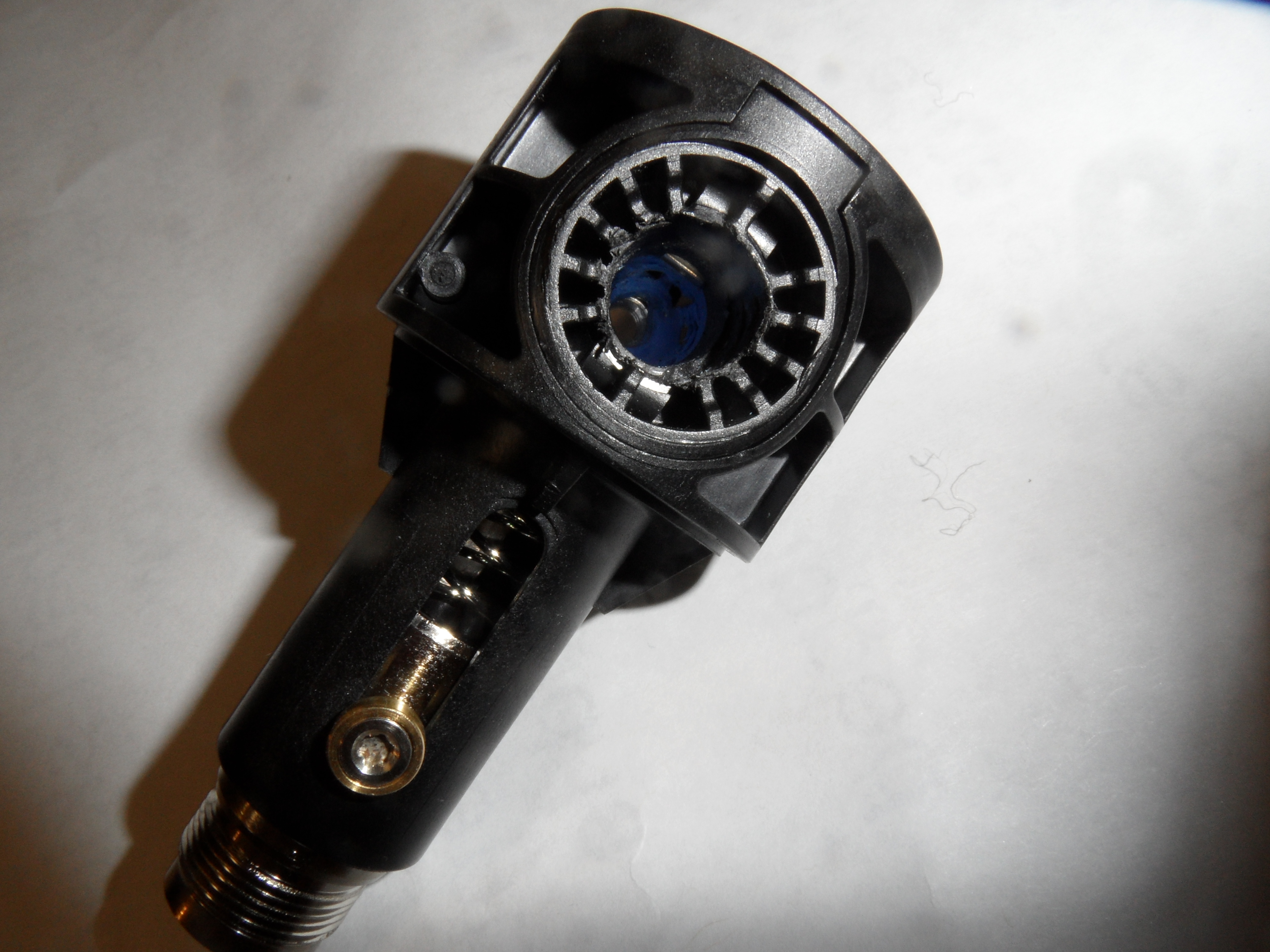 Maglite with parts 192.JPG