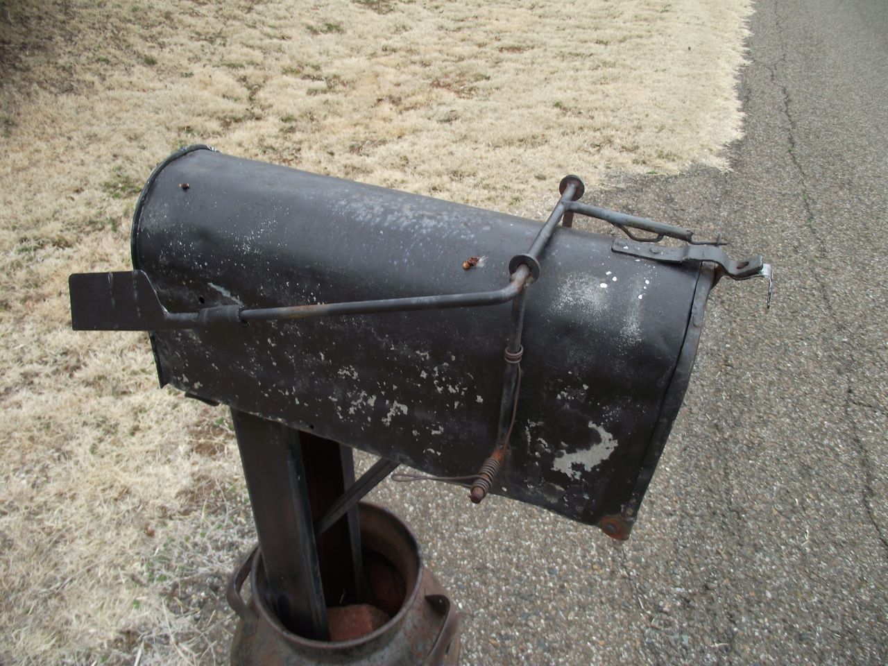 Mailbox1.jpg