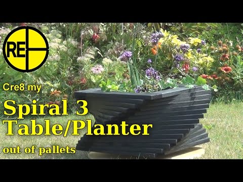 Make a Garden Planter or Side Table from Pallets - A Cre8 Build