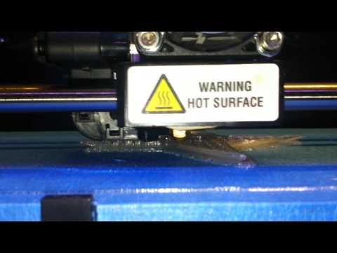 Makerbot Replicator 2 - Printing 3D Shuriken (Impresi&amp;oacute;n Shuriken 3d)