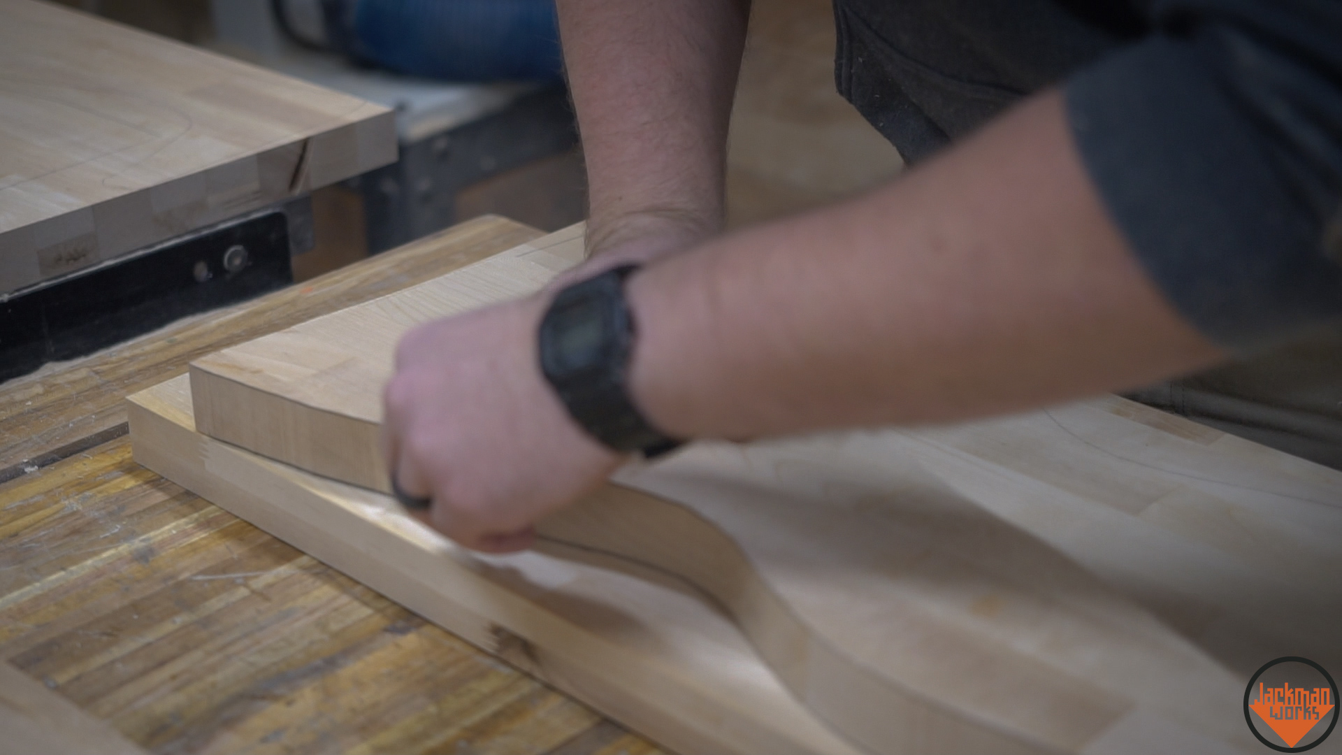 Making a Wood Pedestal Leg Table 4.jpg