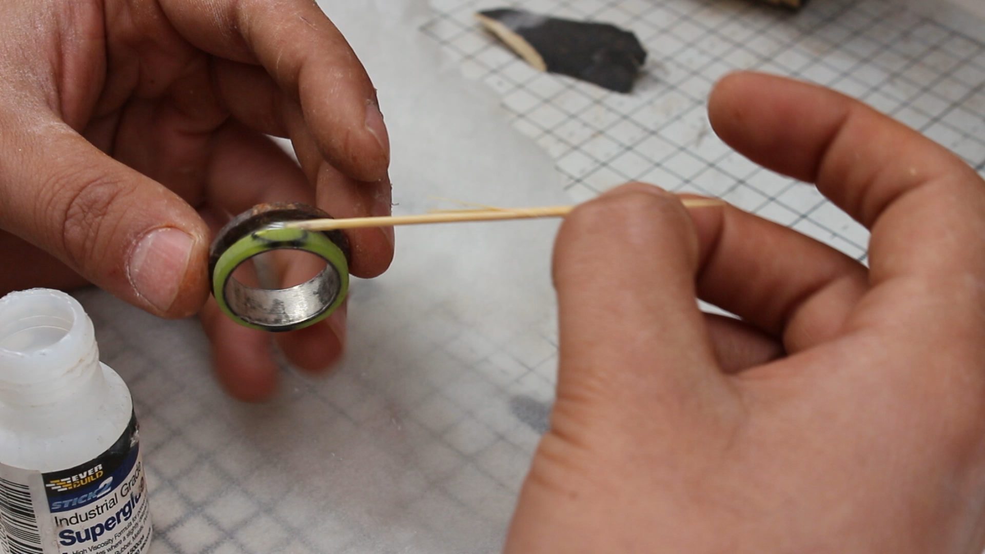 Making a dinosaur bone ring 22.bmp