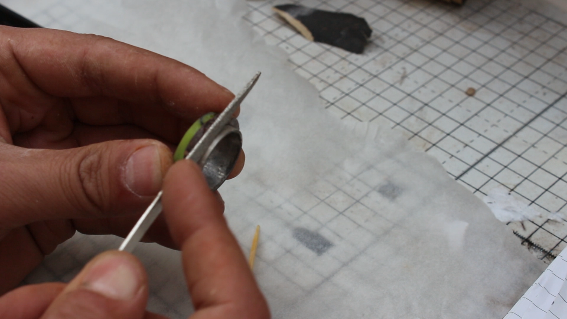 Making a dinosaur bone ring 24.bmp