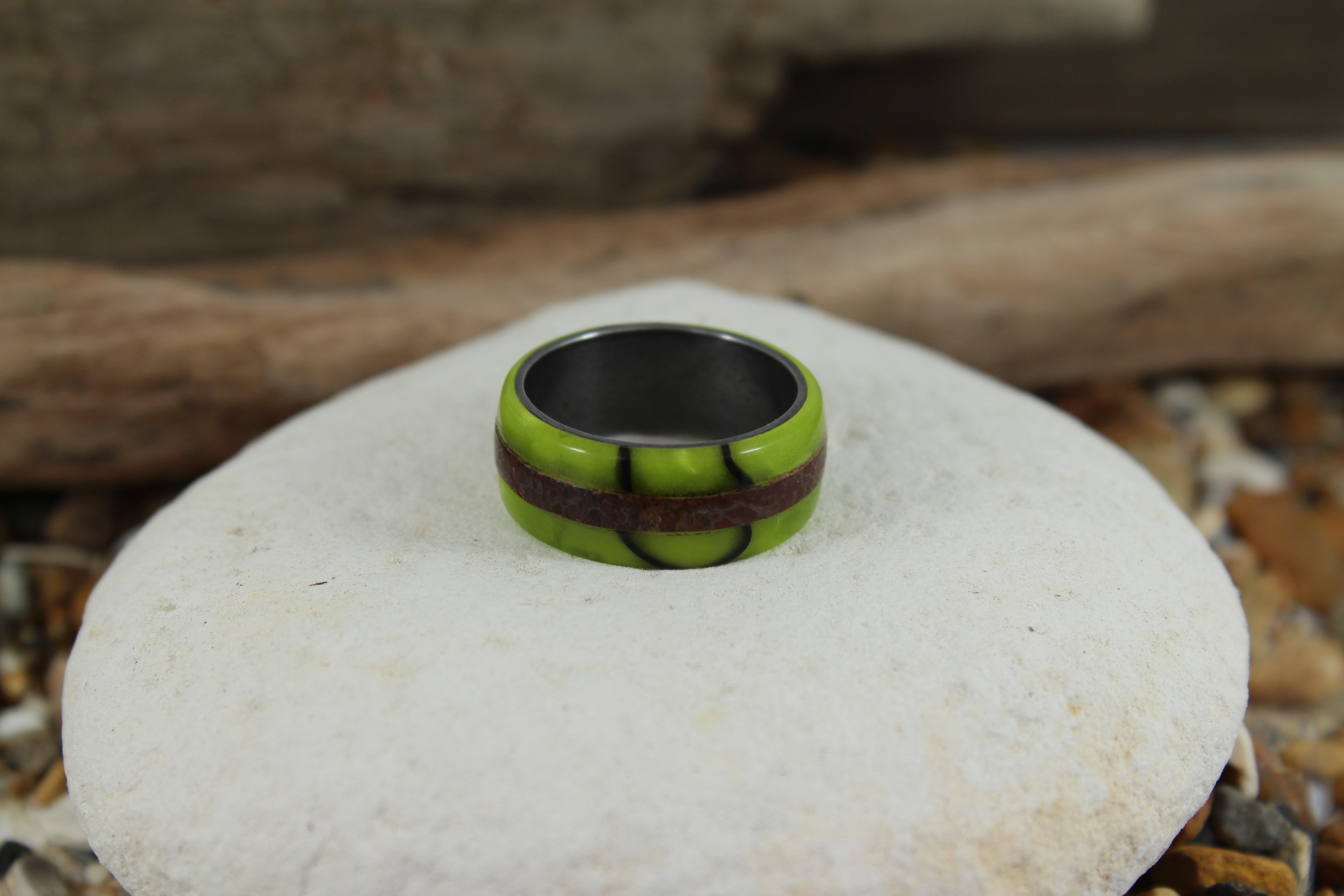 Making a dinosaur bone ring-004.JPG