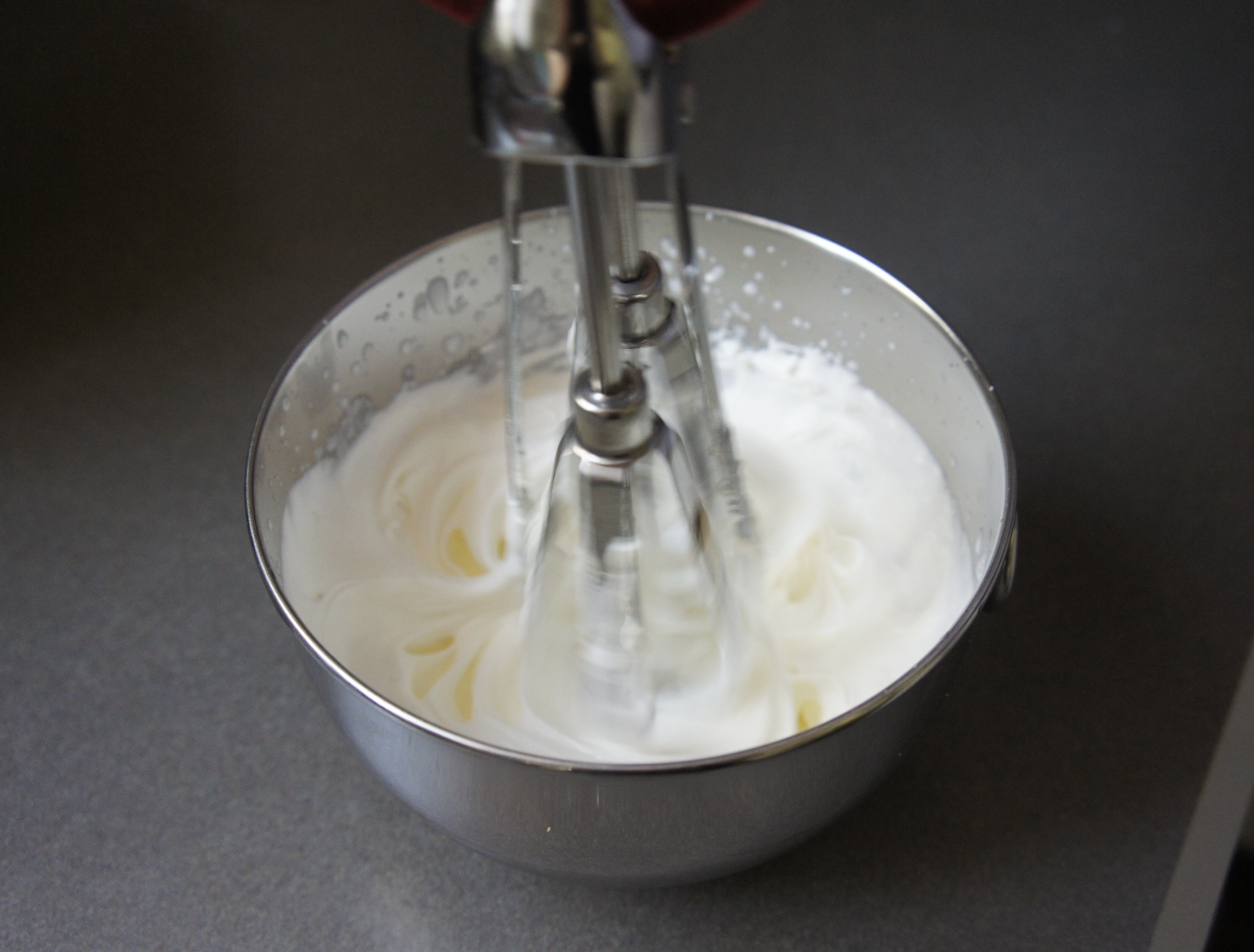 Making cheesecake-2.jpg