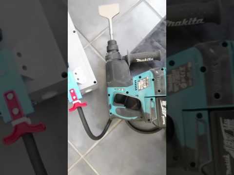 Makita power pack with SDS