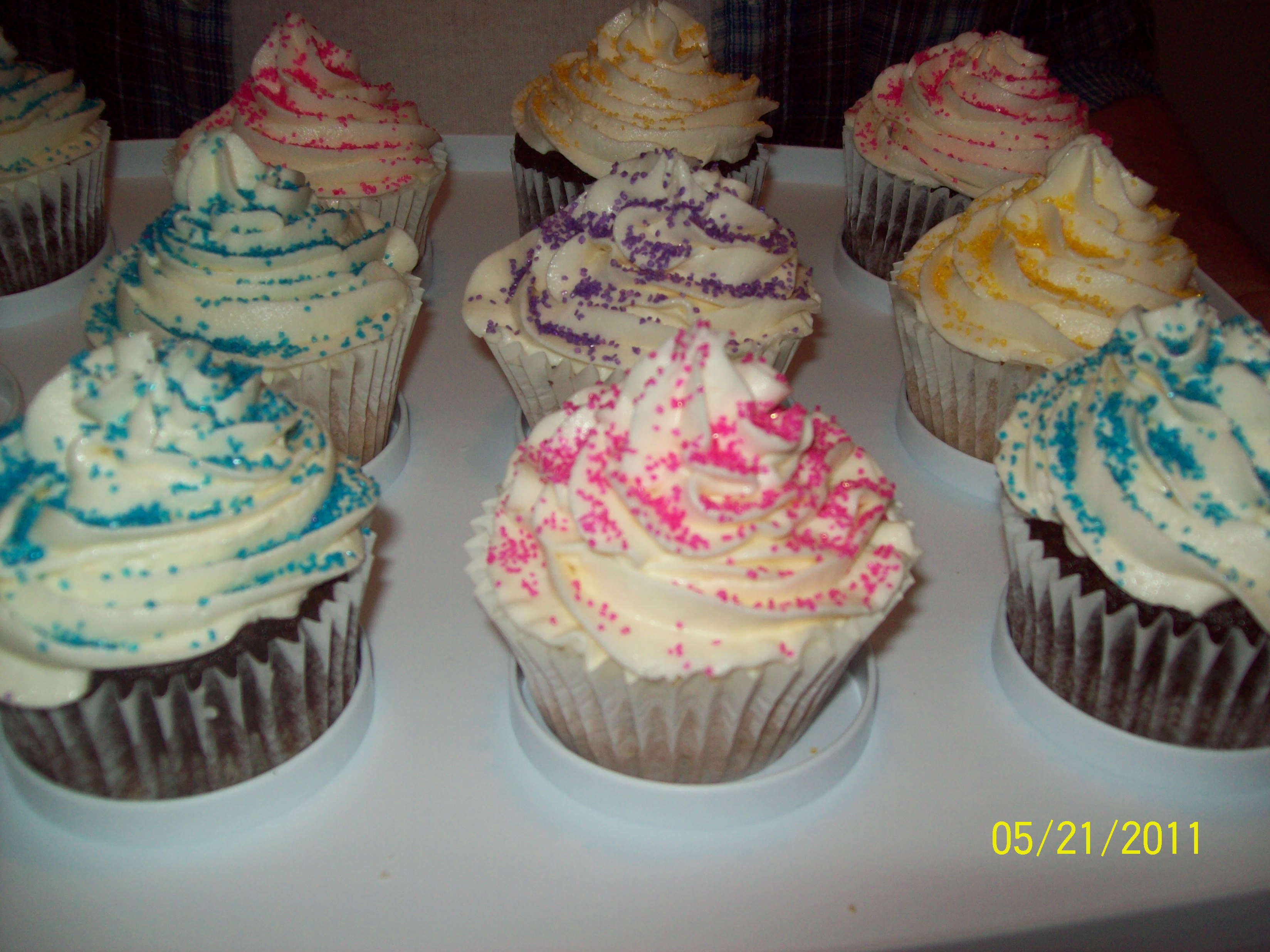 May 21, 2011 (Vanilla Frosting on Choc &amp; ChocChip w. Spinkles) 003.jpg