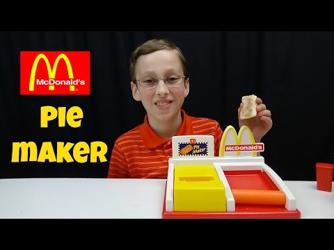 McDonald's Happy Meal Magic Pie Maker Set Toy Review | CollinTV