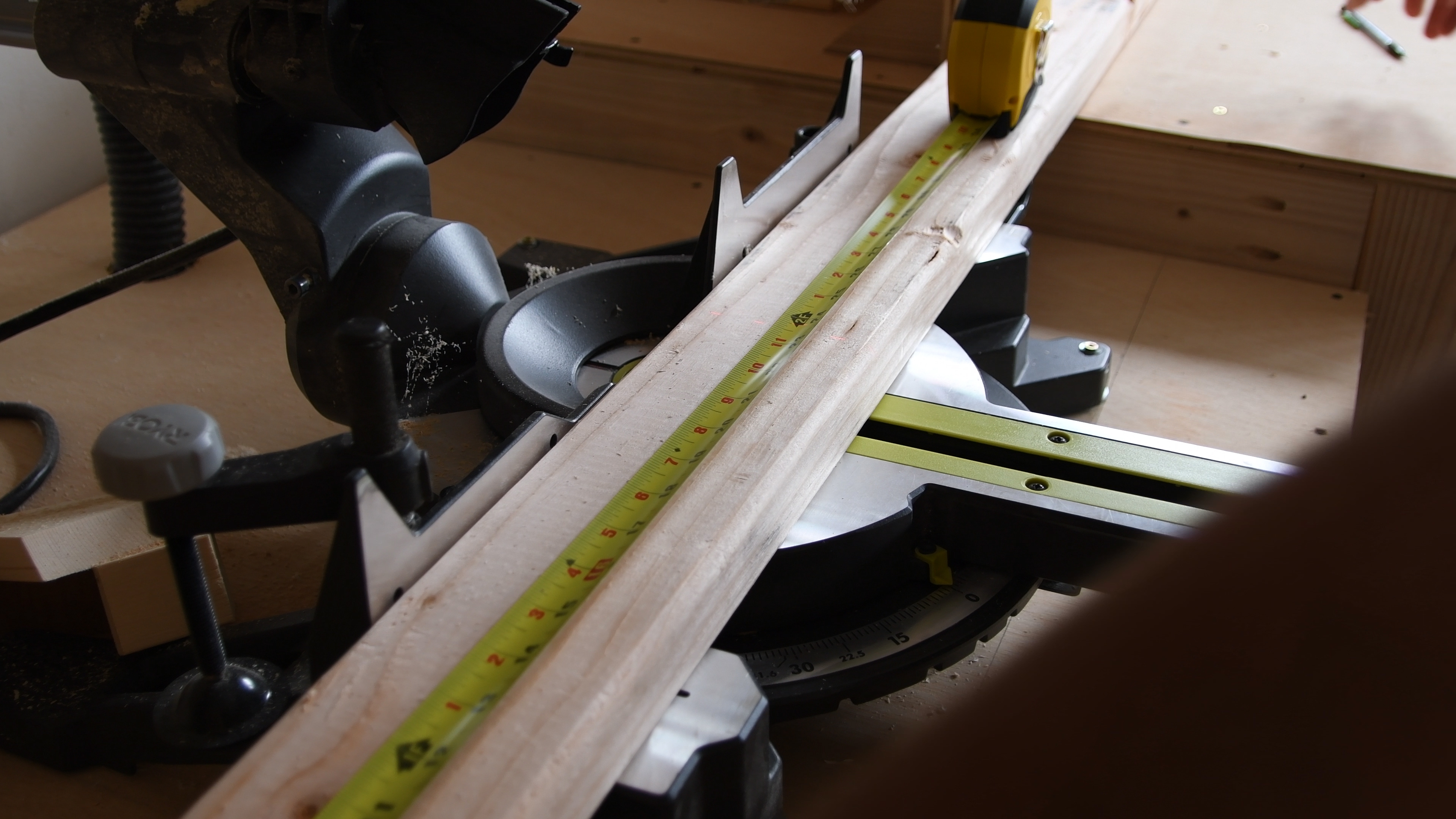 Measure 2x4.jpg