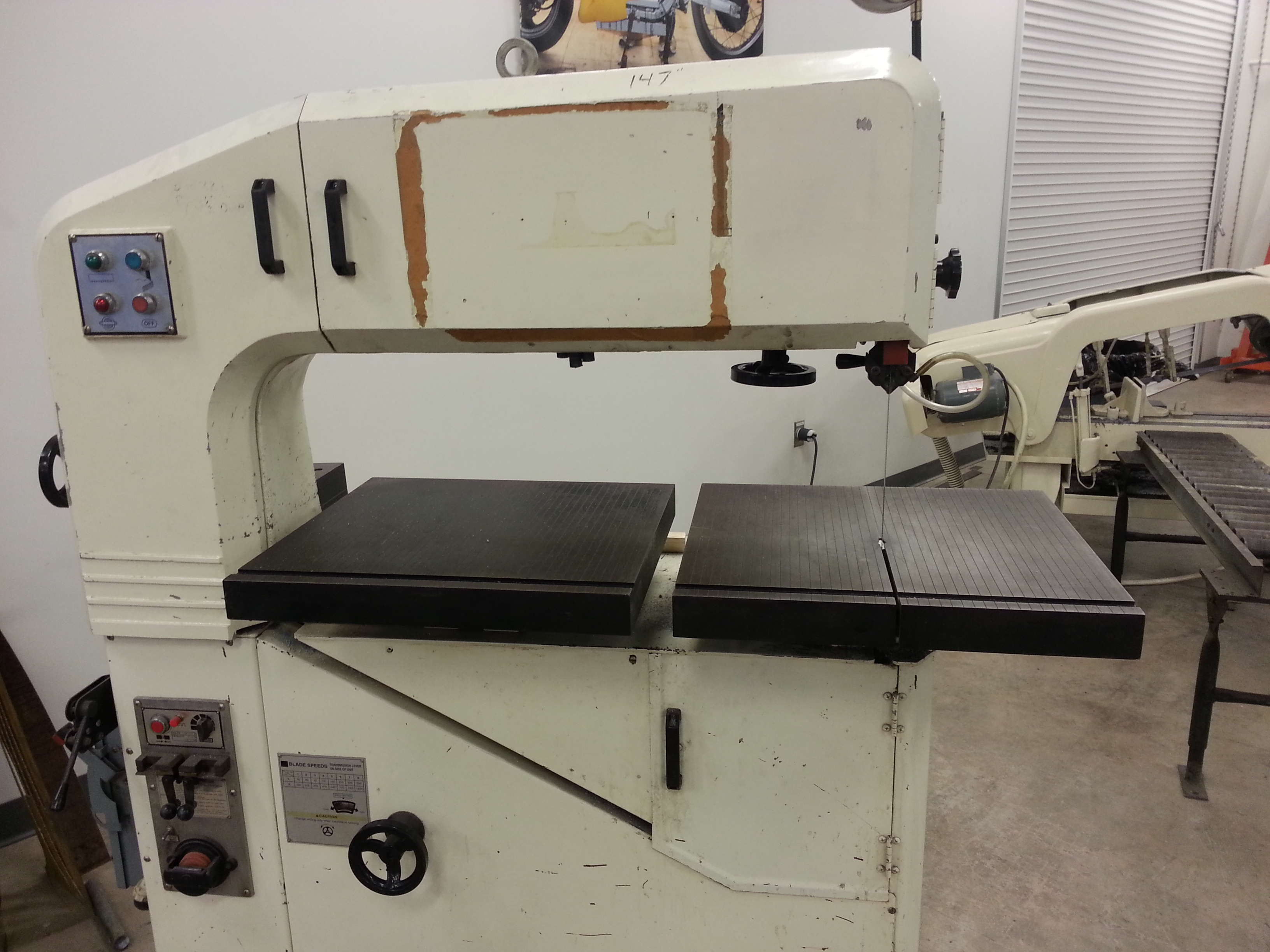 Metal Shop Verticle Band Saw.jpg