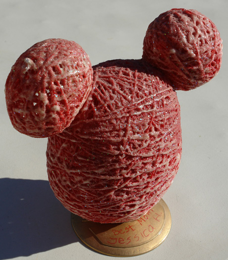 Mickey yarn baloon 1.jpg