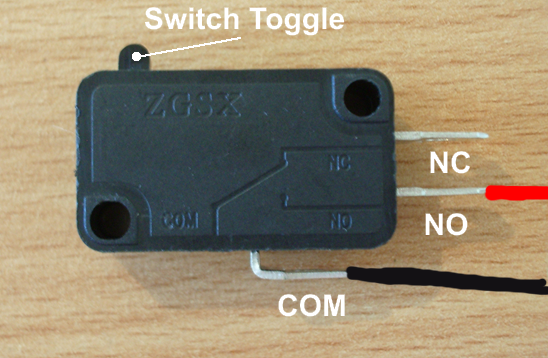 Microswitch_Close_Up.png