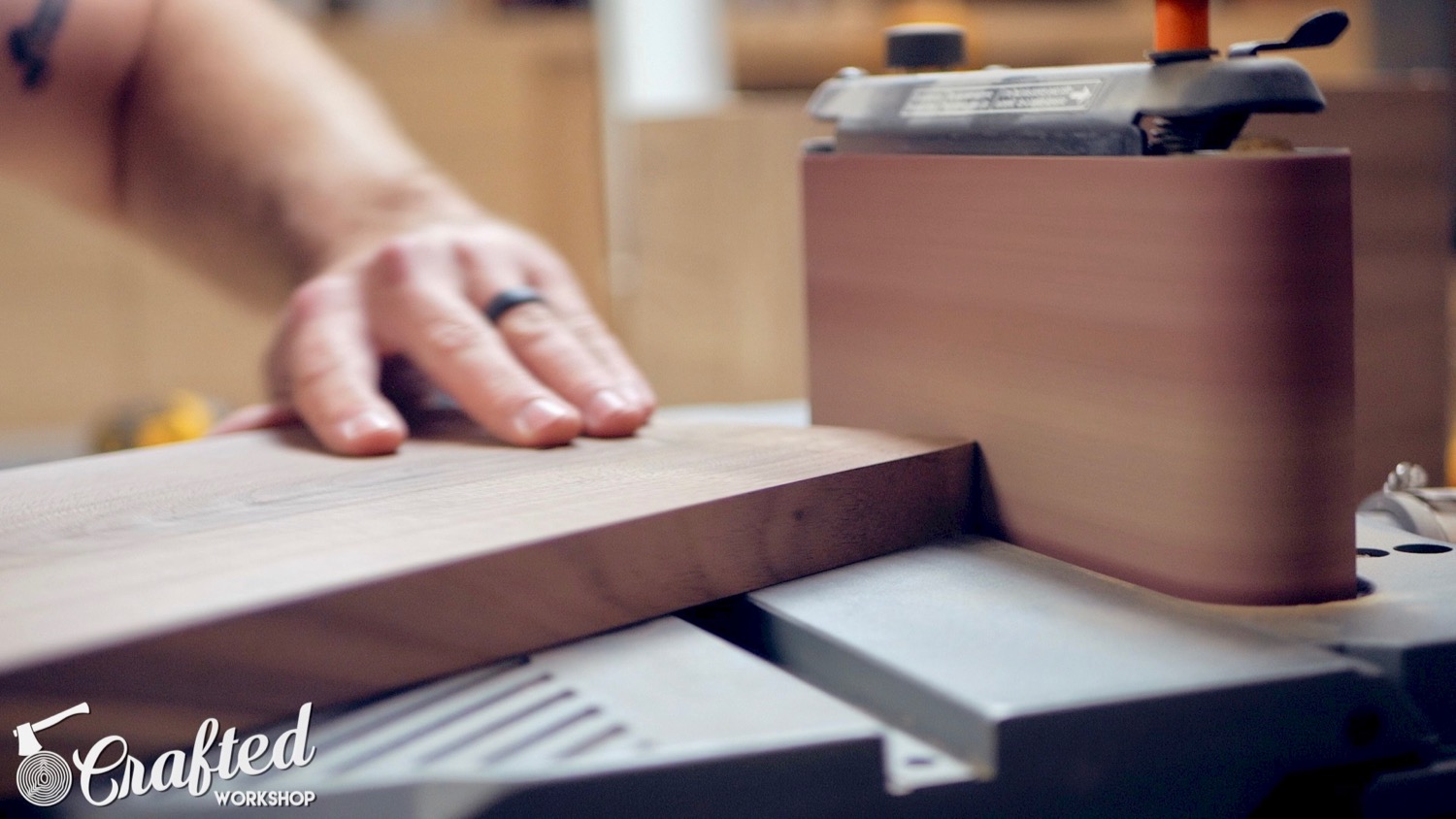 Mid-Century Modern Walnut End Table | How To Build - Woodworking - 16.jpg
