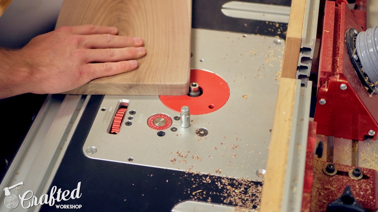 Mid-Century Modern Walnut End Table | How To Build - Woodworking - 20.jpg