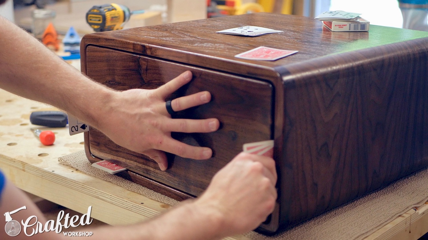 Mid-Century Modern Walnut End Table | How To Build - Woodworking - 28.jpg