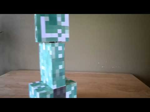 Minecraft creeper robot