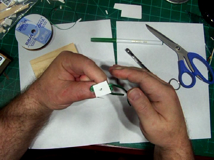 Mini-bow-making overhead fixed (23).Movie_Snapshot.jpg