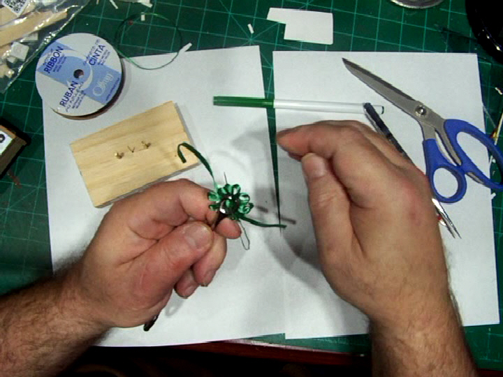 Mini-bow-making overhead fixed (28).Movie_Snapshot.jpg