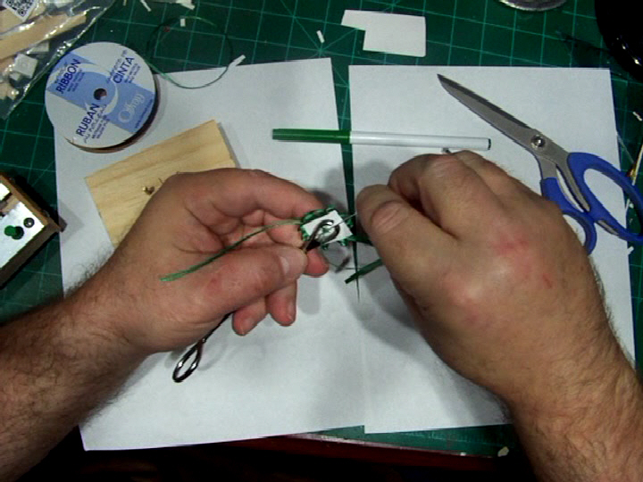 Mini-bow-making overhead fixed (33).Movie_Snapshot.jpg