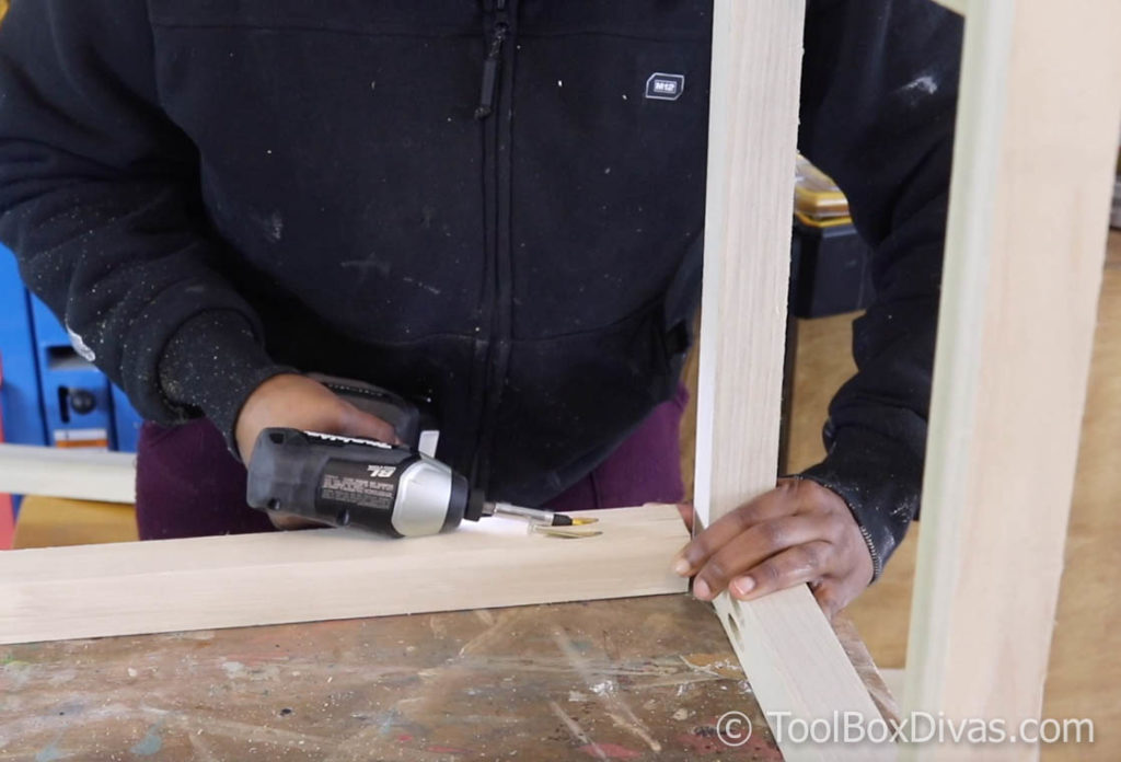 Modern-Wooden-bench-with-Woven-Fabric-Seat-Toolbox-Divas-55-of-111-1024x696.jpg
