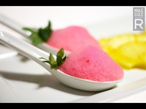 Molecular Gastronomy - Strawberry Foam