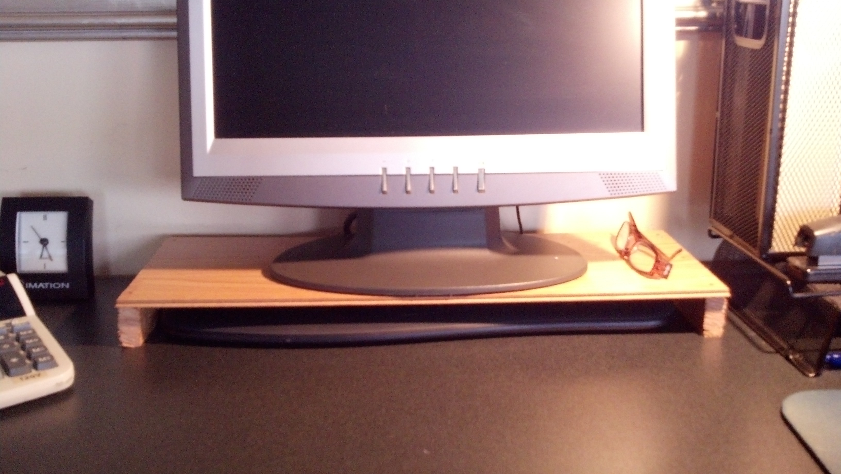 Monitor Stand.png