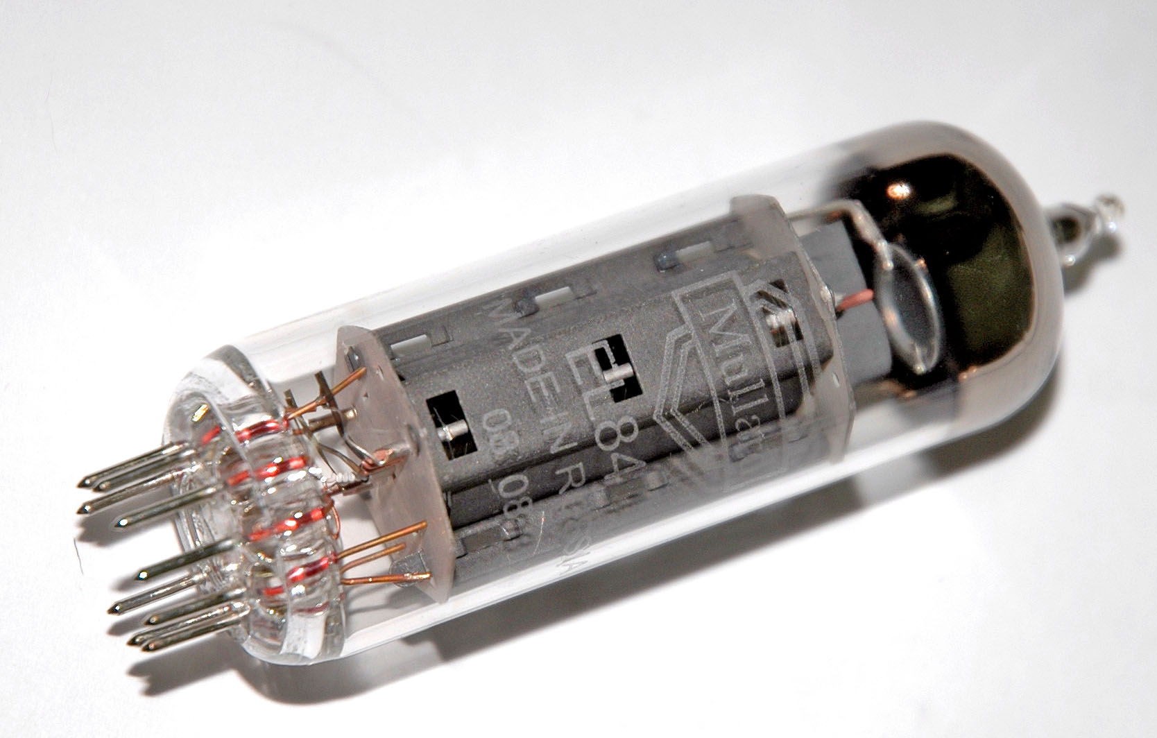 Mullard_el84_vacuum_tube.jpg