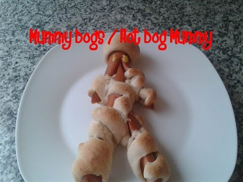 Mummy Dogs / Halloween Hot Dog Mummy recipe