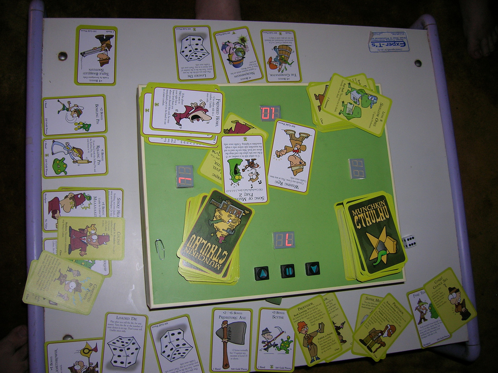 Munchkin counter first playtest_3640099638_l.jpg