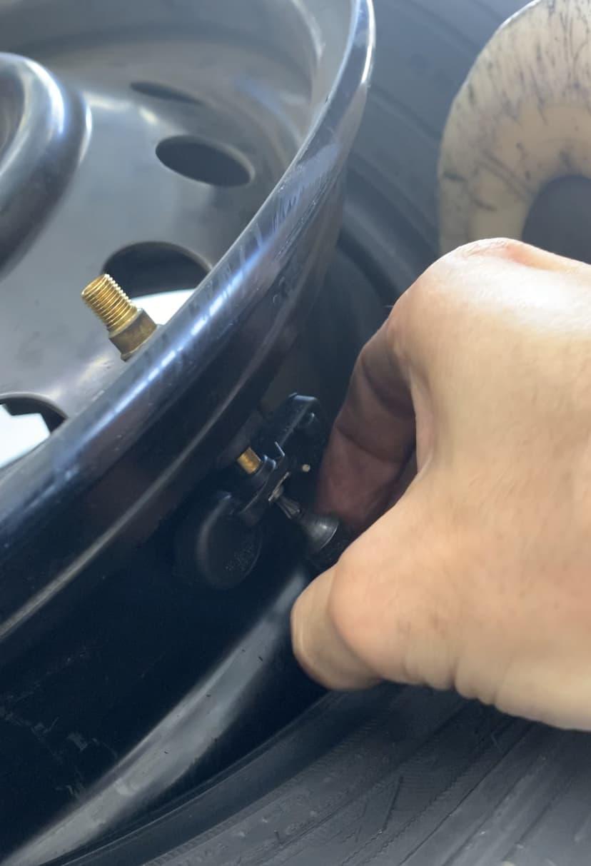 NEW TPMS SENSOR INSTALL.jpg