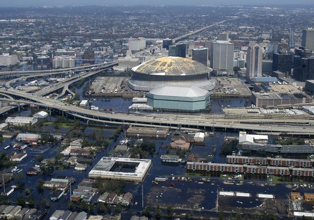 Navy_flooded_New_Orleans_20050901_trim.jpg