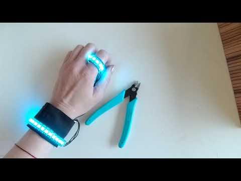 NeoPixel Bracelet with colour sensing