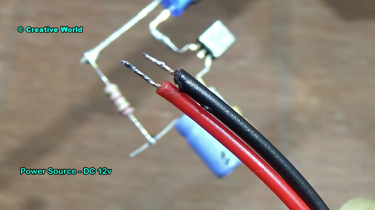 New - Top 2 Electronics Project Using Transistor &amp; Diac __ JLCPCB.mp4_000171880.png