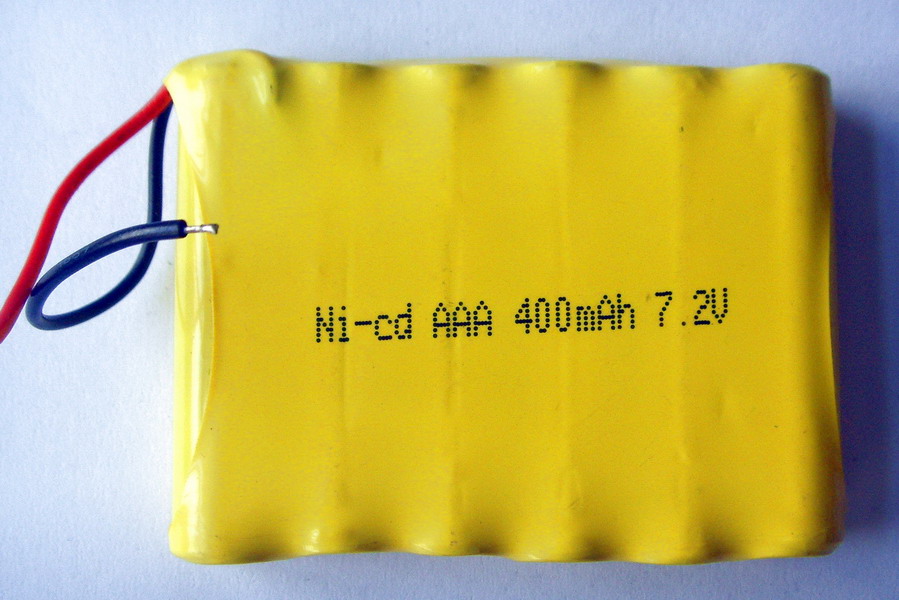 NiCD-Battery-Pack-7-2V-AAA400mah-.jpg