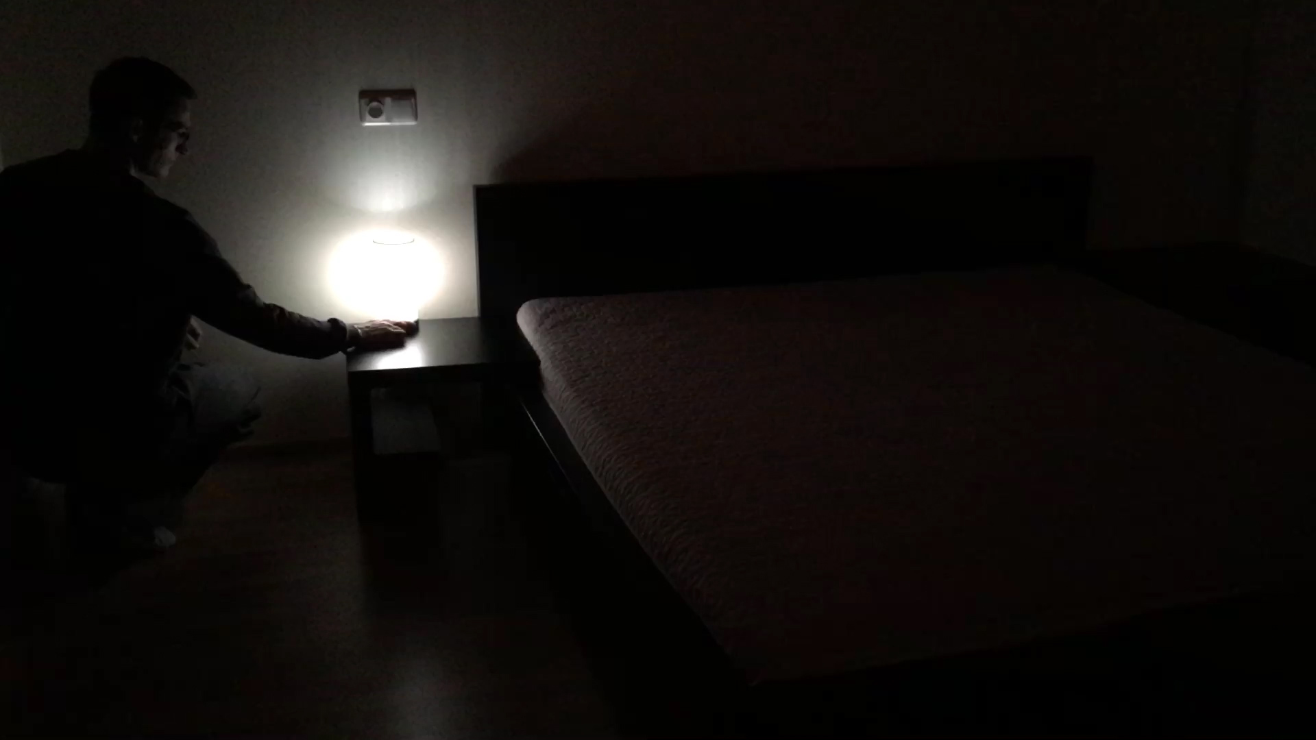 NightStand_Lamp.mp4.Still043.jpg